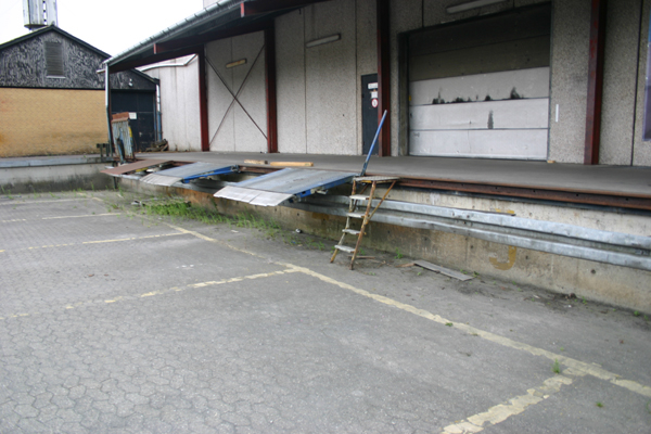 Spot billed: 5z2VDmJqN4tUm87dVvnk.jpg